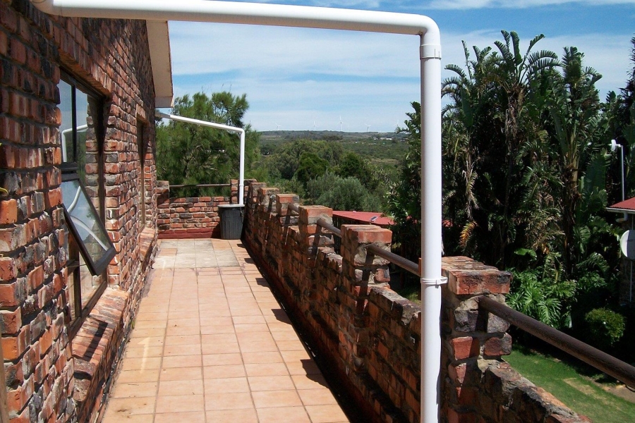 4 Bedroom Property for Sale in Kabeljauws Eastern Cape